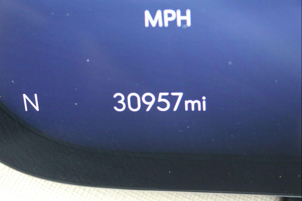 used 2025 Buick Enclave car, priced at $39,996
