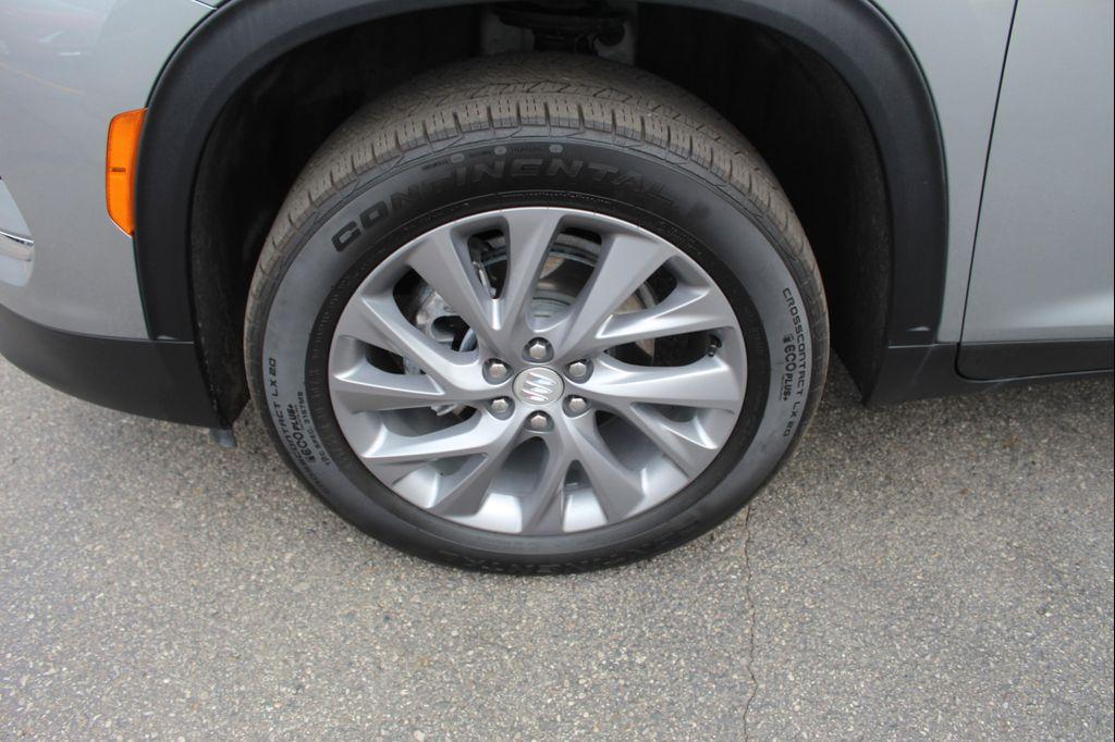 used 2025 Buick Enclave car, priced at $39,996