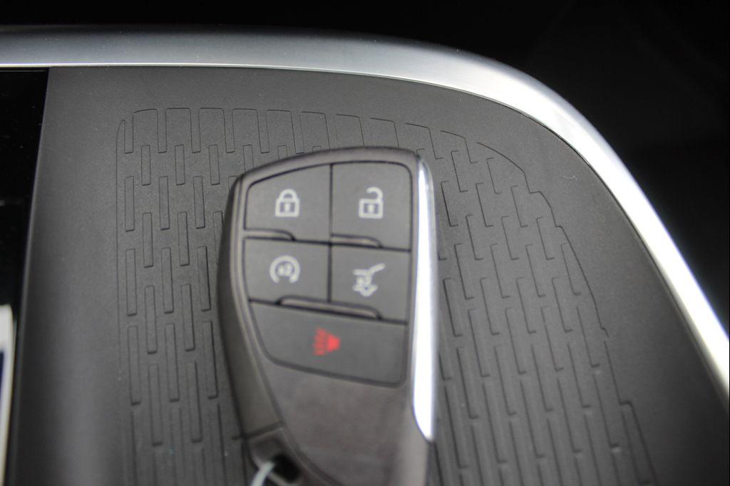 used 2025 Buick Enclave car, priced at $39,996