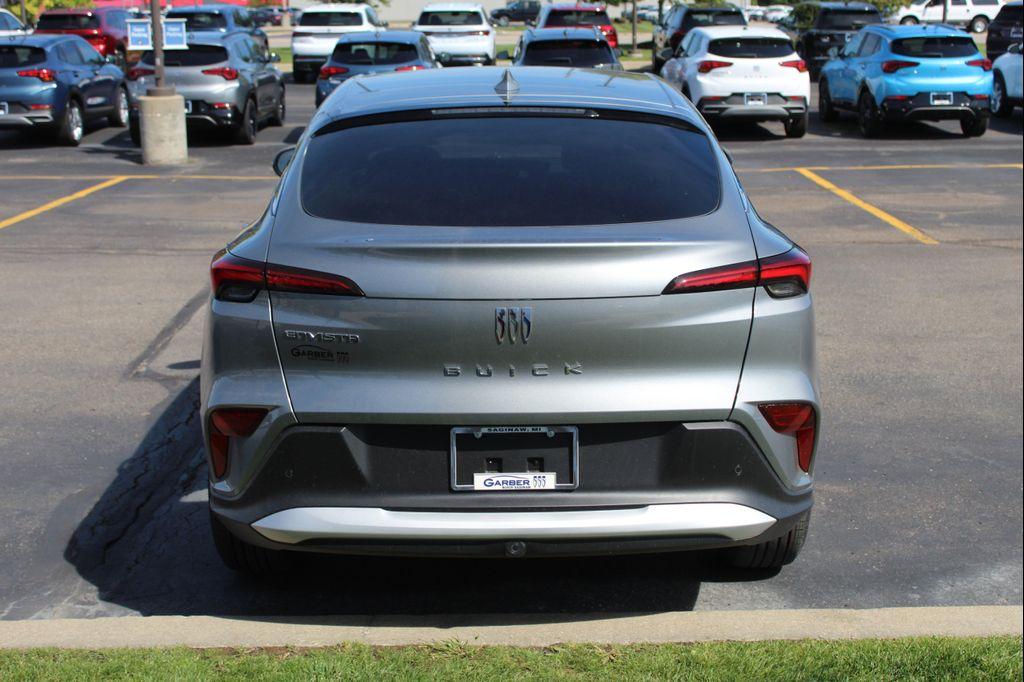 new 2025 Buick Envista car, priced at $25,260