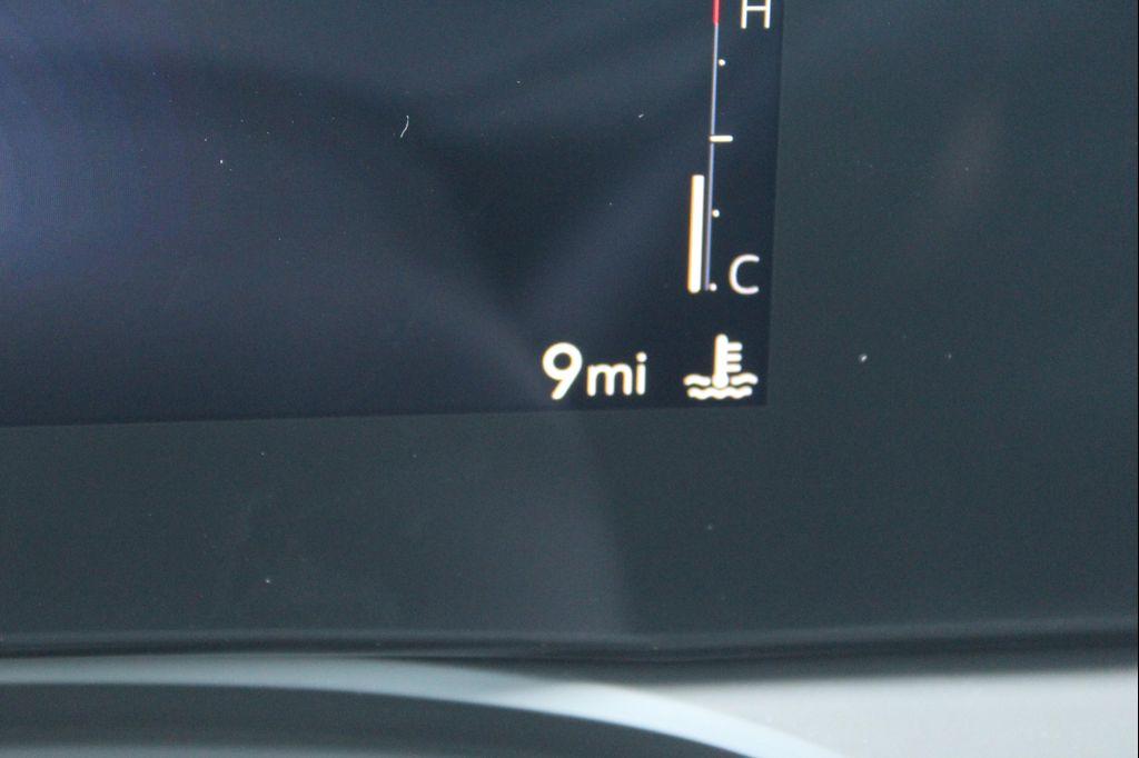 new 2025 Buick Envista car, priced at $25,260