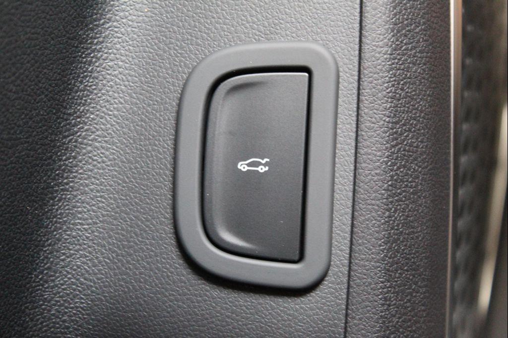 new 2026 Buick Enclave car, priced at $45,483