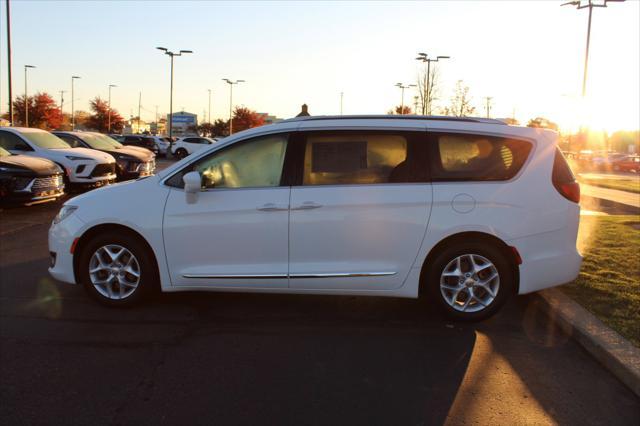 used 2018 Chrysler Pacifica car, priced at $15,995