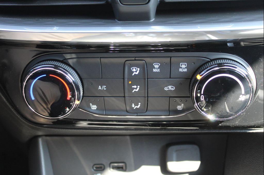 new 2026 Buick Encore GX car, priced at $28,065