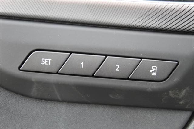 new 2025 Buick Envision car, priced at $39,917