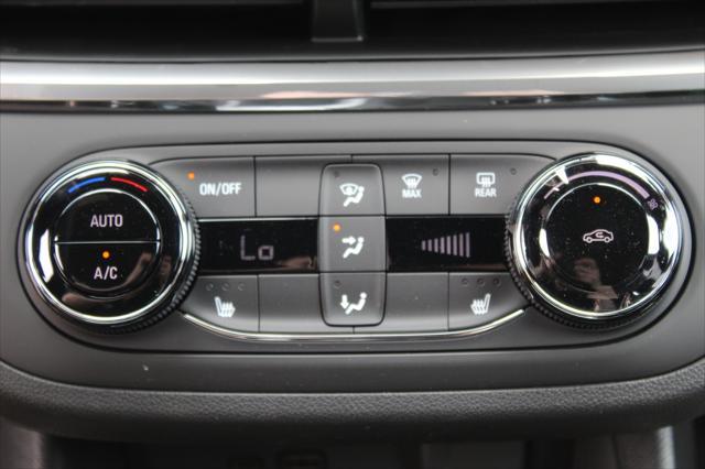new 2025 Buick Envista car, priced at $27,675