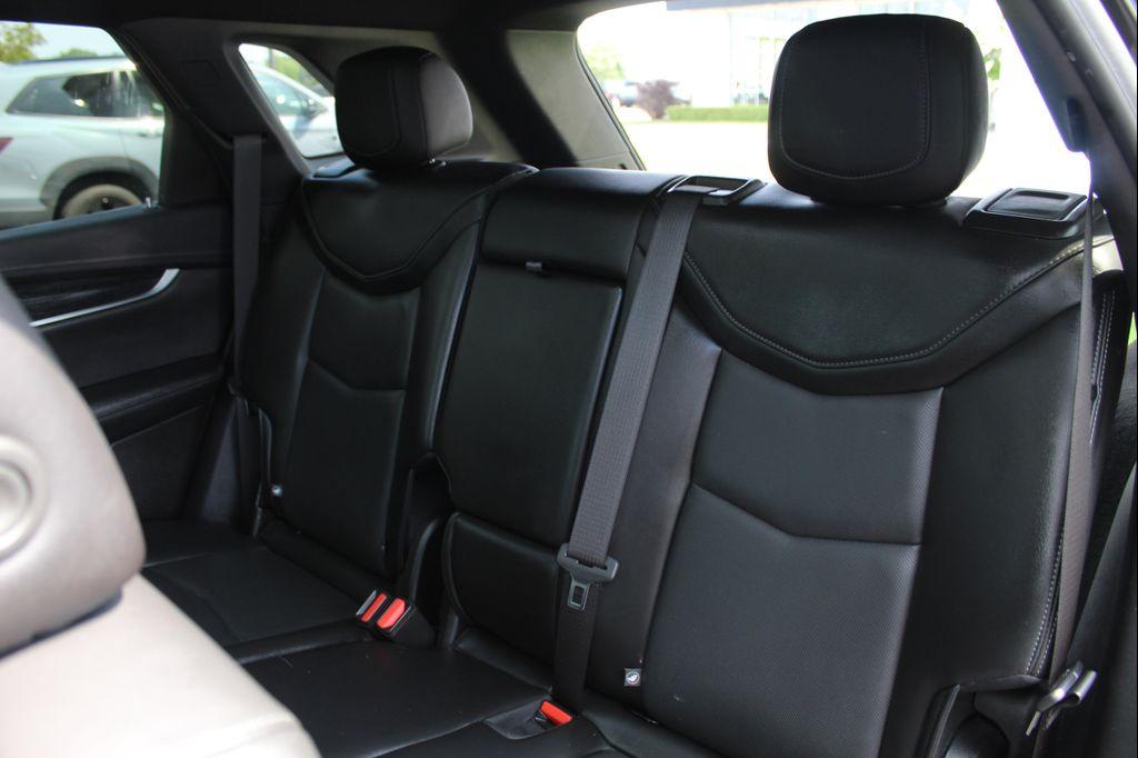 used 2022 Cadillac XT5 car, priced at $23,998