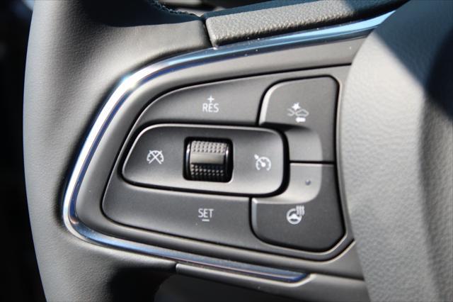 new 2025 Buick Envista car, priced at $25,260