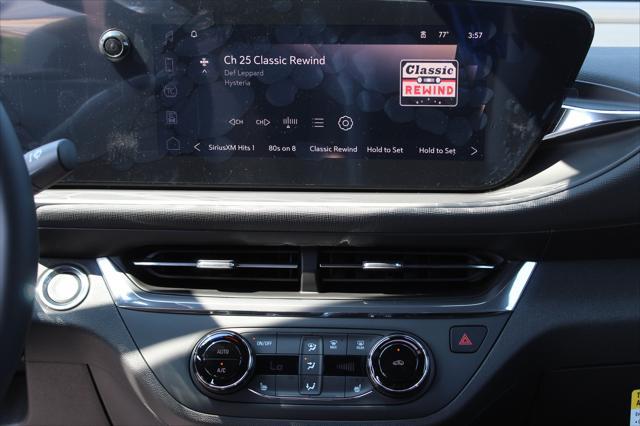 new 2025 Buick Envista car, priced at $25,260