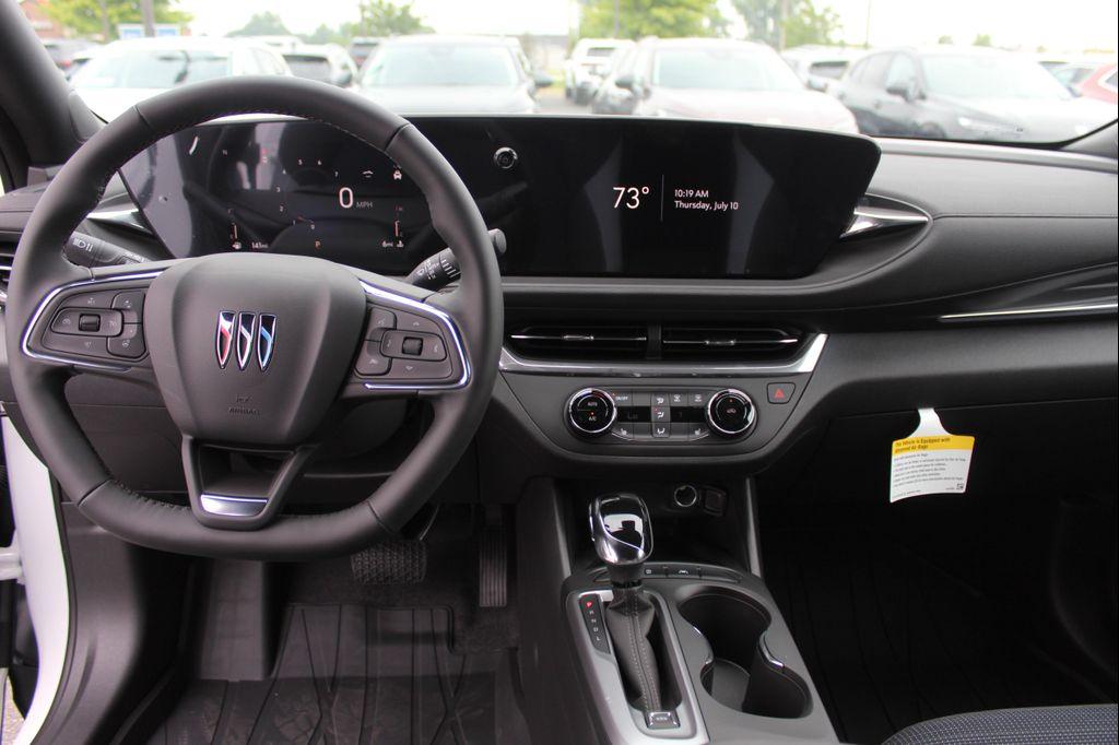 new 2025 Buick Envista car, priced at $25,867