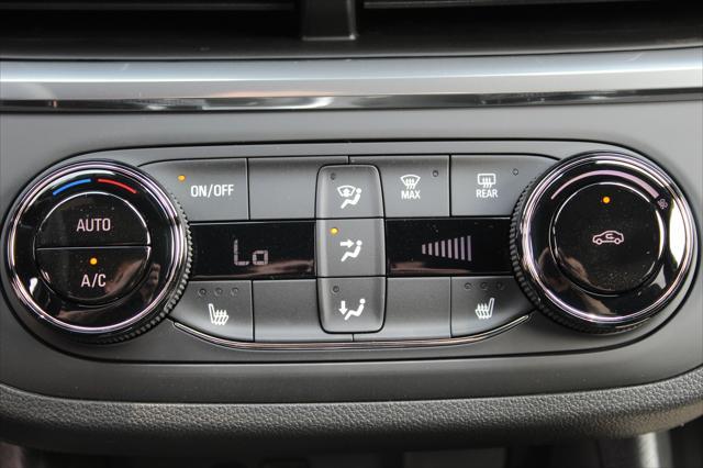 new 2025 Buick Envista car, priced at $25,260