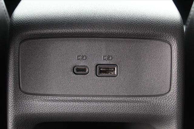 new 2025 Buick Envista car, priced at $25,680