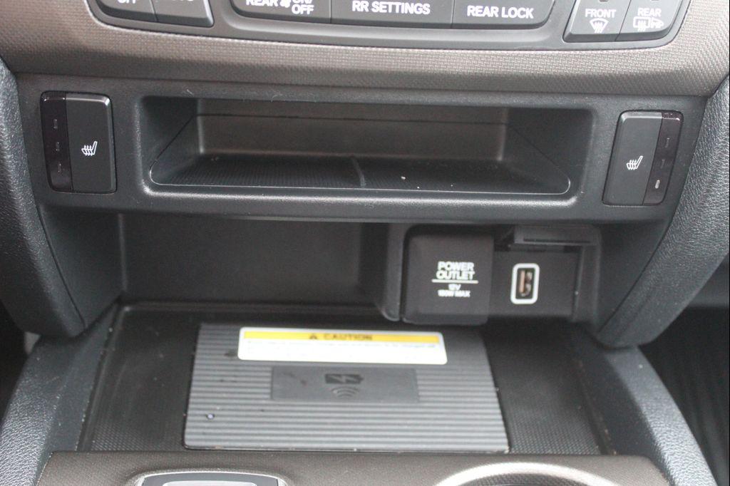 used 2022 Honda Pilot car, priced at $22,218