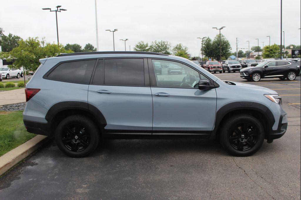 used 2022 Honda Pilot car, priced at $22,218