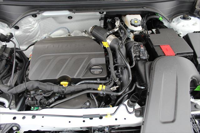 new 2025 Buick Envista car, priced at $26,128