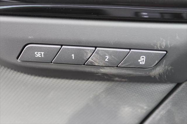 new 2025 Buick Envision car, priced at $38,060