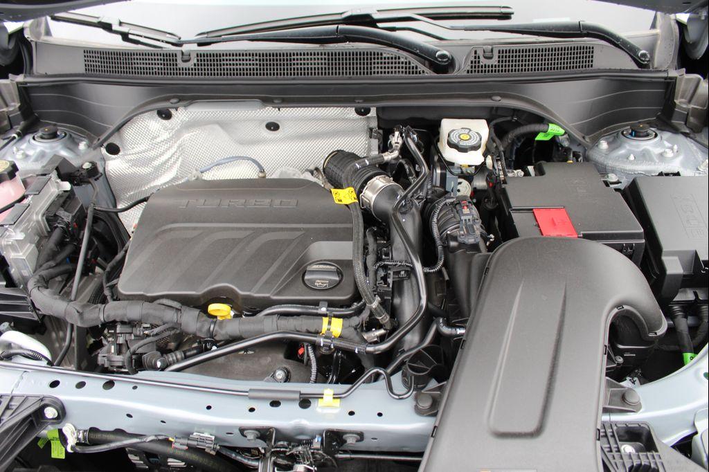 new 2025 Buick Envista car, priced at $25,680