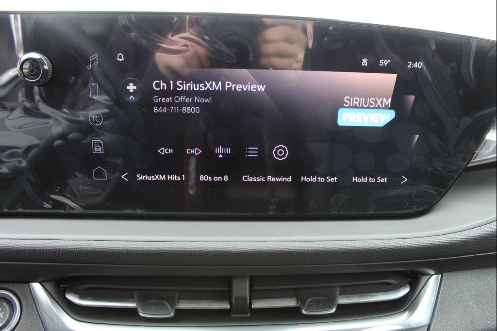 new 2025 Buick Envista car, priced at $25,680