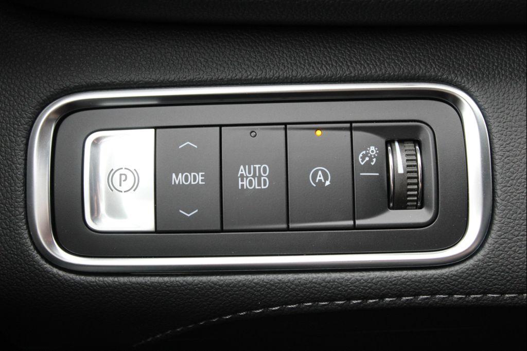 new 2025 Buick Enclave car, priced at $46,727
