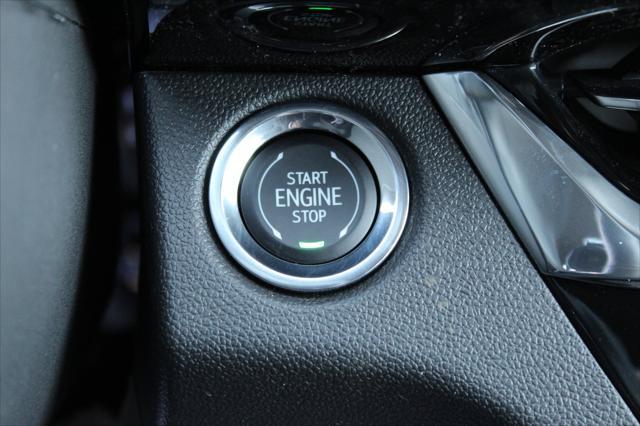 new 2025 Buick Envista car, priced at $26,028