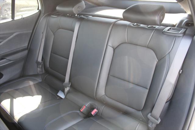 new 2025 Buick Envista car, priced at $26,028