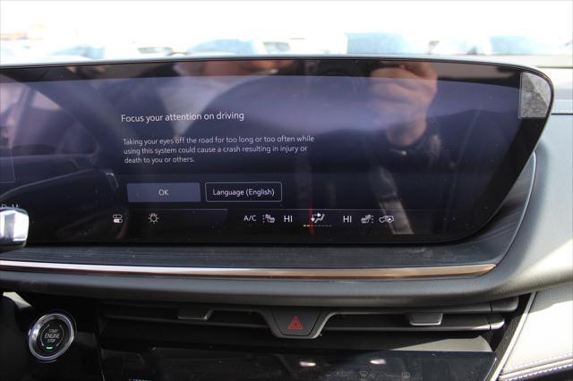 new 2025 Buick Envision car, priced at $44,026