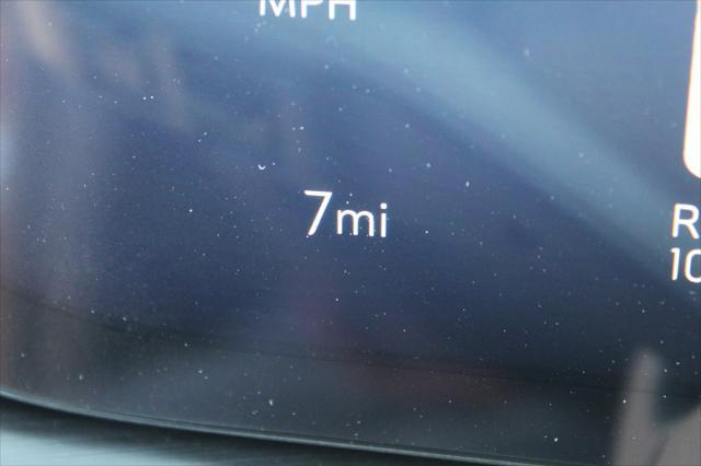new 2025 Buick Envision car, priced at $36,754