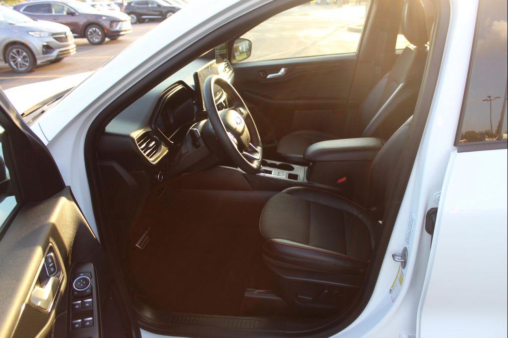 used 2023 Ford Escape car, priced at $25,288