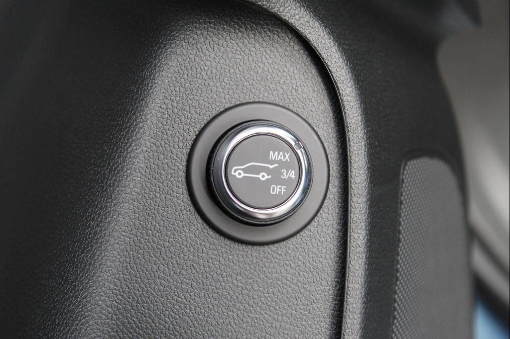 new 2026 Buick Envista car, priced at $27,053