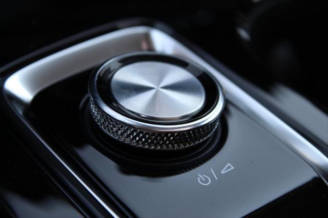 new 2025 Buick Envision car, priced at $39,917