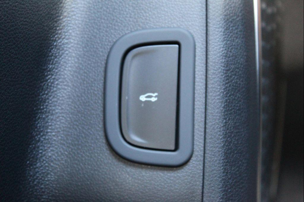 new 2026 Buick Enclave car, priced at $45,391