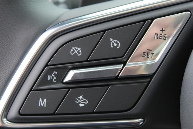 new 2025 Buick Envision car, priced at $40,350