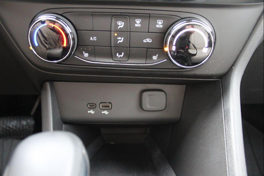 used 2025 Buick Encore GX car, priced at $23,877