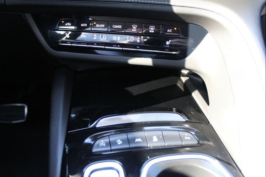 used 2023 Buick Envision car, priced at $28,436