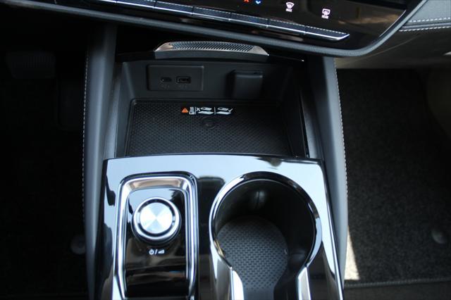 new 2025 Buick Envision car, priced at $44,026