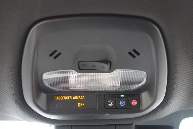 new 2025 Buick Envista car, priced at $25,160