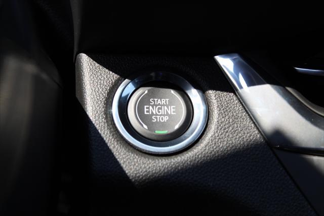 new 2025 Buick Envista car, priced at $25,160
