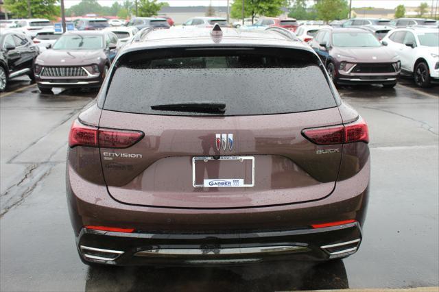 new 2025 Buick Envision car, priced at $39,044