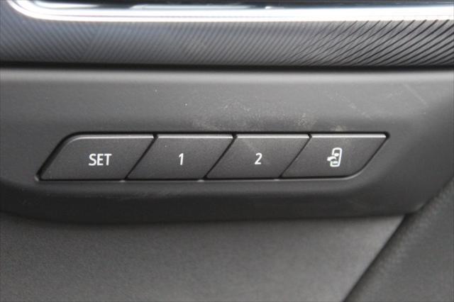 new 2025 Buick Envision car, priced at $39,044