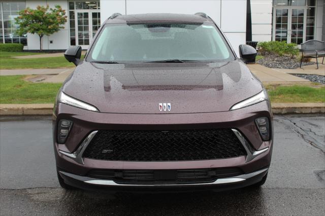 new 2025 Buick Envision car, priced at $39,044