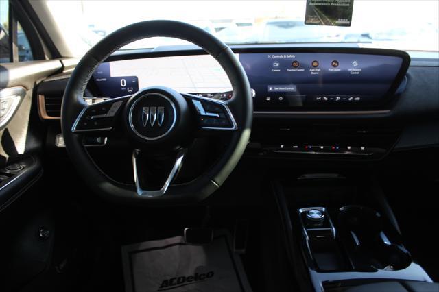 used 2024 Buick Envision car, priced at $35,930