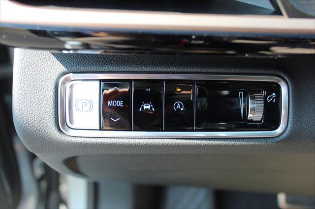 new 2025 Buick Envision car, priced at $40,350