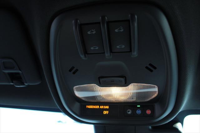 new 2025 Buick Envista car, priced at $29,263