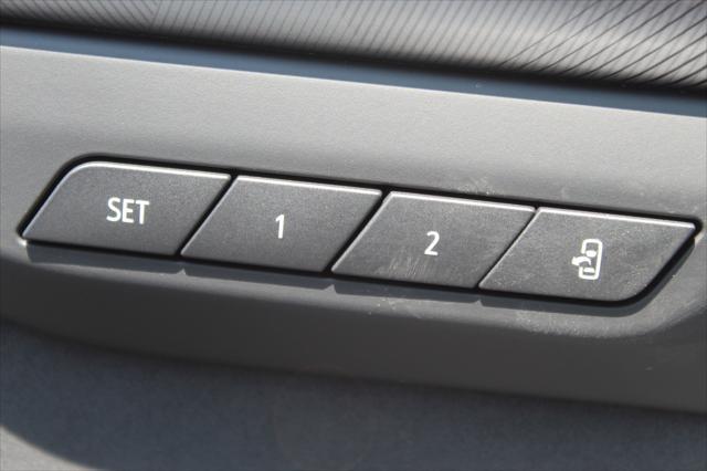 new 2025 Buick Envision car, priced at $38,611