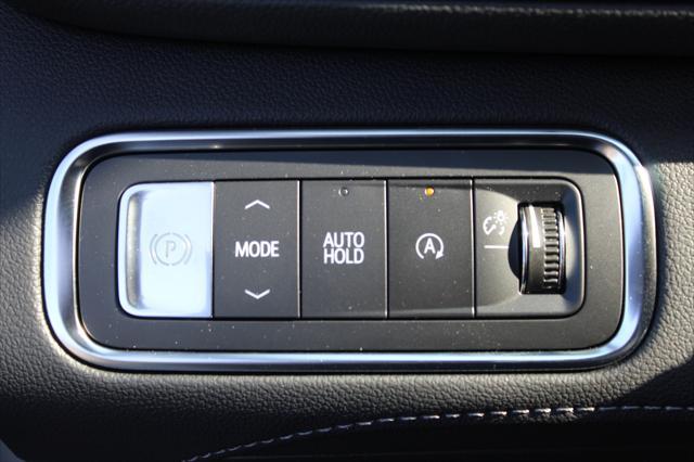 new 2025 Buick Enclave car, priced at $43,005