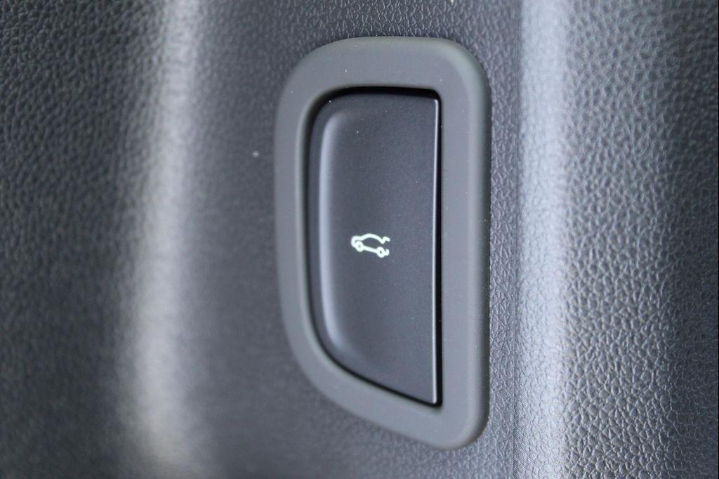 new 2025 Buick Enclave car, priced at $45,787