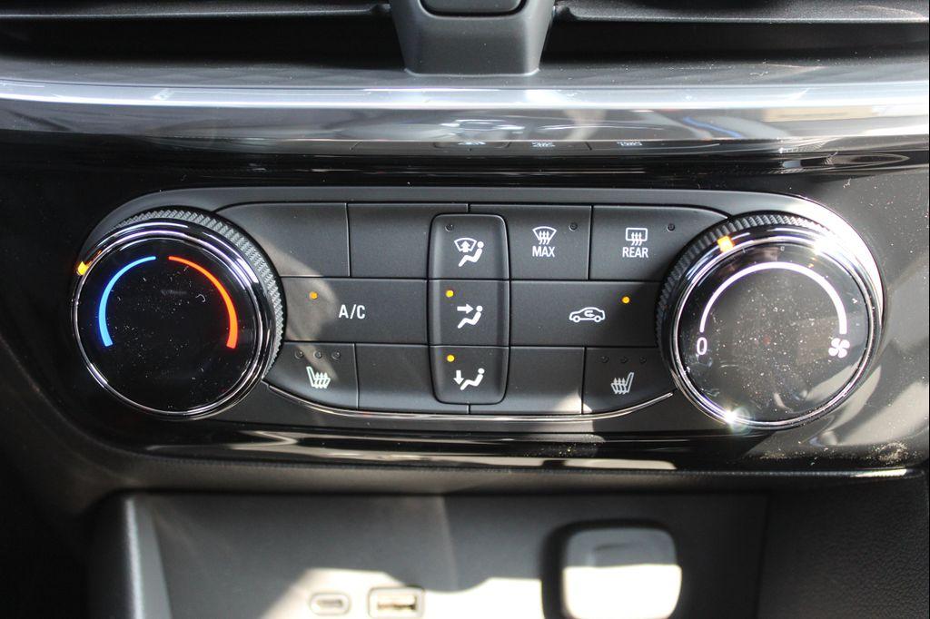 new 2026 Buick Encore GX car, priced at $29,082