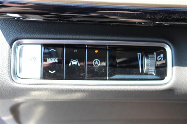 new 2025 Buick Envision car, priced at $44,026