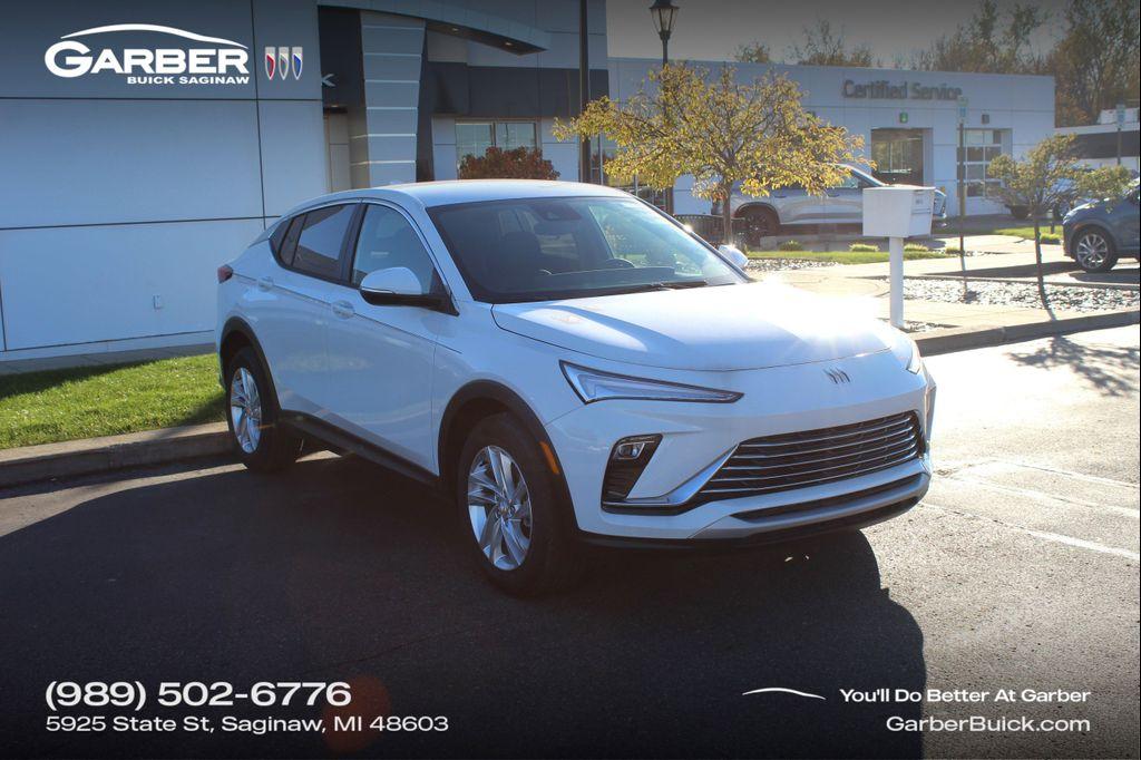 new 2025 Buick Envista car, priced at $25,867