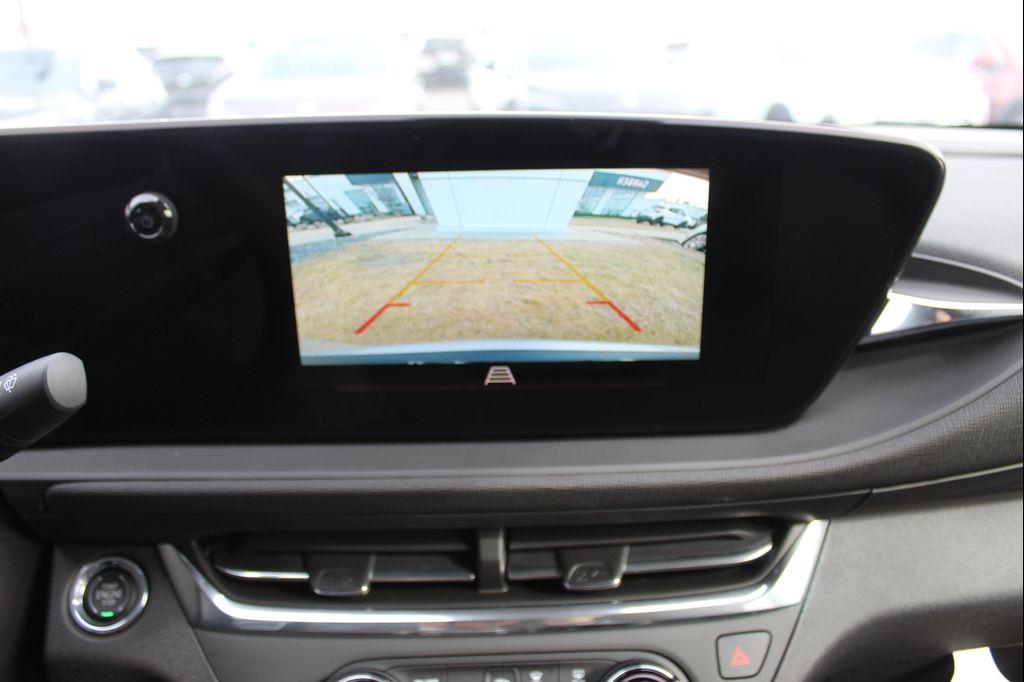 new 2025 Buick Envista car, priced at $23,998